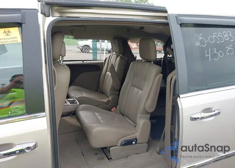 2015 Chrysler Town & Country Touring из США, поврежденный, VIN 2C4RC1BG1FR740265